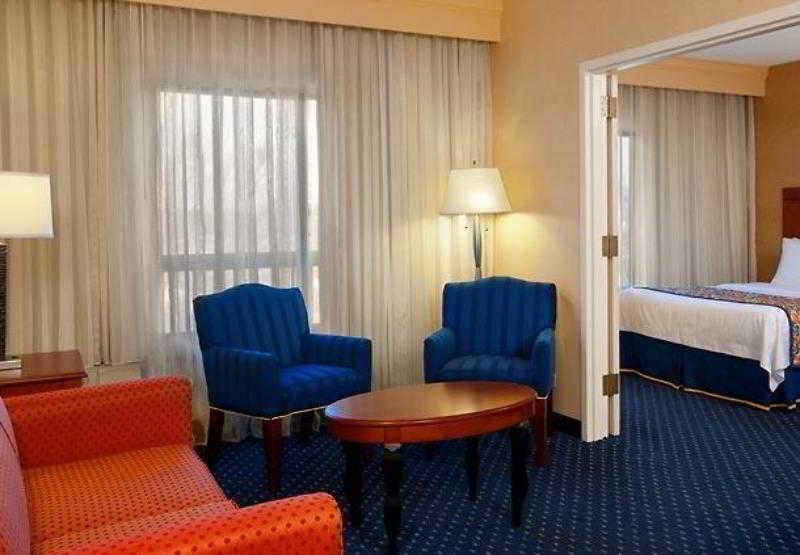 Comfort Inn & Suites Arlington Heights Zimmer foto