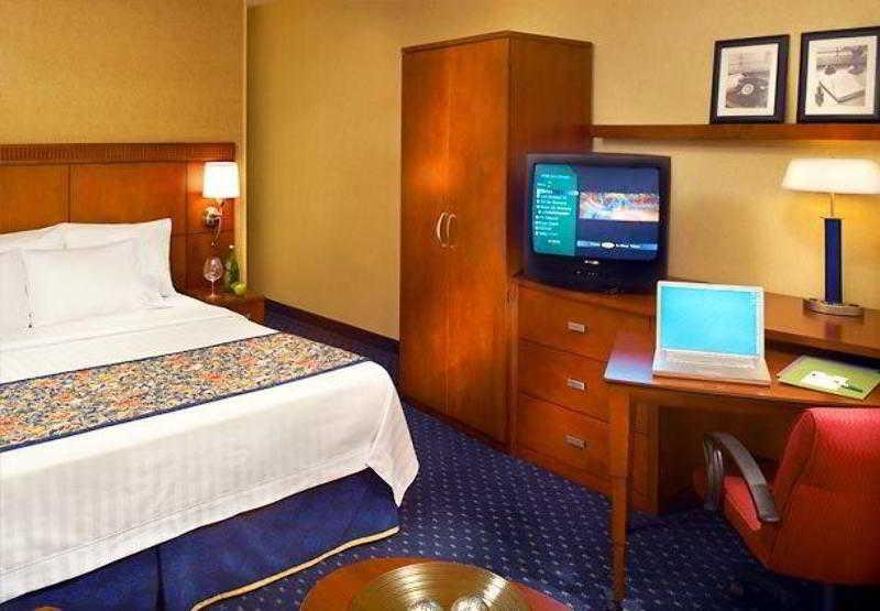 Comfort Inn & Suites Arlington Heights Zimmer foto